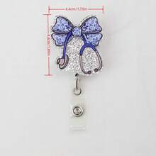 1pc Pink Glitter Floral Printed Bow Stethoscope Needle Tube Shaped Acrylic Retractable Badge Reel With Clip ID Badge Holder Badge Reel Gift For RN LPN CNA Nurse Doctor Assistant Medical Staff