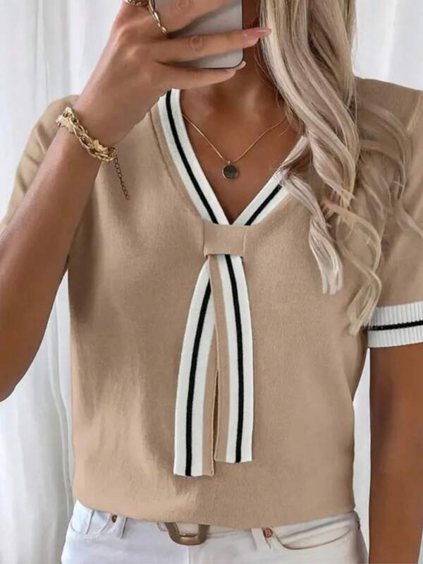 Women's Casual Fashion Contrast Trim V-Neck Short Sleeve Sweater