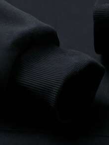 SPONGEBOB SpongeBob SquarePants, Patrick Star, And Their Friends Pattern Print, 2025 New Style Suitable For Autumn And Winter Basic Black Drop-Shoulder Long-Sleeve Women's Hoodie, Loose And Comfortable Cotton-Feel Women's Top, Suitable For Casual Vacation Street Sports Y2K College Style, Daily Vacation Outings, Sports Leisure Dates, Classic Versatile Must-Have Items For Women's Clothing.