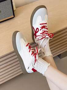 2025 Hot Selling Plus Size Women's Sneakers, 1 Pair PU Leather Sweet Bow Tie Flat Shoes, Red & White Contrast Color Versatile Breathable Casual Sneakers For Women, All Season. Please Refer To Size Chart As The Shoes Run Small. - Red - View 6