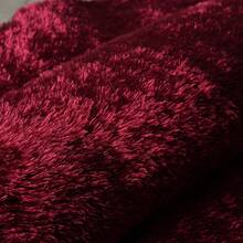 1pc Premium Red Round Velvet Rug, Soft, Living Room Carpet, Nordic, Bedroom, Bedside, Lounge, Dressing Room, Home Decor, Christmas, Winter New Arrival, Comfortable Underfoot, High-Quality Polyester Fiber, Thick, Home Aesthetic Decor, Washable Carpet, Modern Minimalist Rug, Tranquil Style