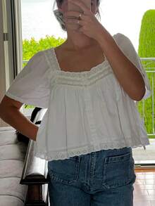 Women Eyelet Babydoll Shirt Top Blouse Y2K Floral Short Sleeve Square Neck Button Front Flowy T Shirts Crop Tops Summer Cute Cropped Peplum Tees Tops Casual Going Out Tops Vintage Aesthetic Clothes Beach Vacation Streetwear - 白色 - 查看 10