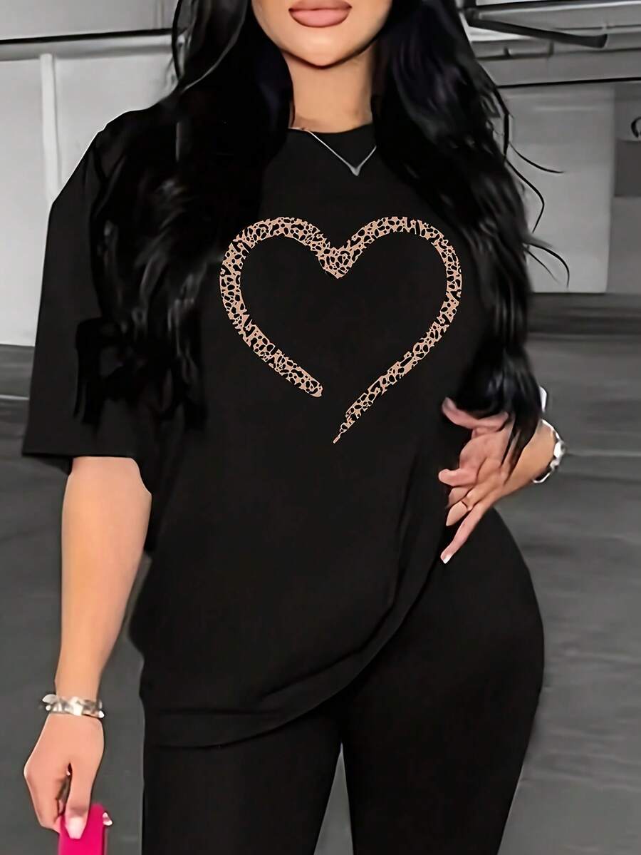 Women's Casual Short Sleeve T-Shirt With Leopard Print Heart Design Black Round Neck Top,All-Season Comfort Fit,Versatile Clothing Relaxed Style