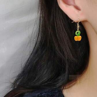 1pc Glass Material Pumpkin Shaped Summer Dopamine Cartoon Pendant Earrings, Yellow Glass Pumpkin Fashion Halloween Earrings Jewelry