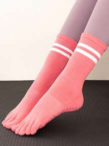 Chaussettes mi-mollet pour les orteils en automne/hiver, chaussettes de yoga. Anti-dérapantes pour le Pilates, le yoga, les sports et la fitness. Confortables, douces, avec des points en silicone antidérapants. Chaussettes de compression pour l'intérieur et l'extérieur.
