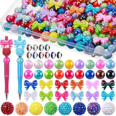 ボールペンアクセサリーDIYセット 、マルチカラーのハート、リボン、ビーズ、ラインストーンのデコレーションが含まれ、ブレスレット、ネックレス、ペンの装飾に使えます