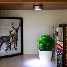 إضاءة خزانة بتقنية LED، مفتاح لمس، تعمل ببطارية AAA، سهلة التركيب، إضاءة ليلية محمولة وصغيرة الحجم مناسبة للسلالم والممرات والخزائن والخزانات والمطابخ والجدران والغرف والحمامات والسفر والتخييم وغيرها - فضي - مشاهدة 5