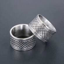 Retro Plaid Pattern Wide Titanium Steel Ring, Fashionable For Men On Thumb, Index Or Middle Finger