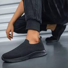 Men's Breathable Mesh Slip-On Sneakers - Lightweight & Comfortable Low-Top Shoes, Durable EVA Sole, Suitable For Casual Daily & Sports Wear, Spring/Summer Collection - Black - View 6