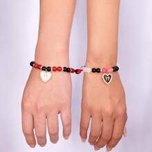 2Pcs Couple Friendship Bracelets Colorful Love Heart Matching Bracelets Y2k Mutual Attraction Heart Glass Beaded Elastic Bracelet For Women Men Relationship Jewelry Gifts - (黑+紅)3 - 查看 4