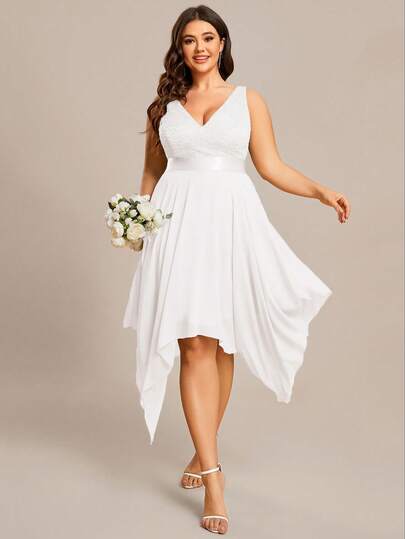 EVERPRETTY Figurschmeichelndes Große Größen Kleid mit Spitzen- und Chiffon-Kontrast, ärmelloses asymmetrisches Schnitt Hochzeitskleid, Braut-Shower-Kleid für den Sommer