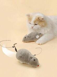 Wind-Up Spring Plush Toy, Realistic Fake Mouse Can Run, Random Colors Of Cats&Dogs Pets Toys