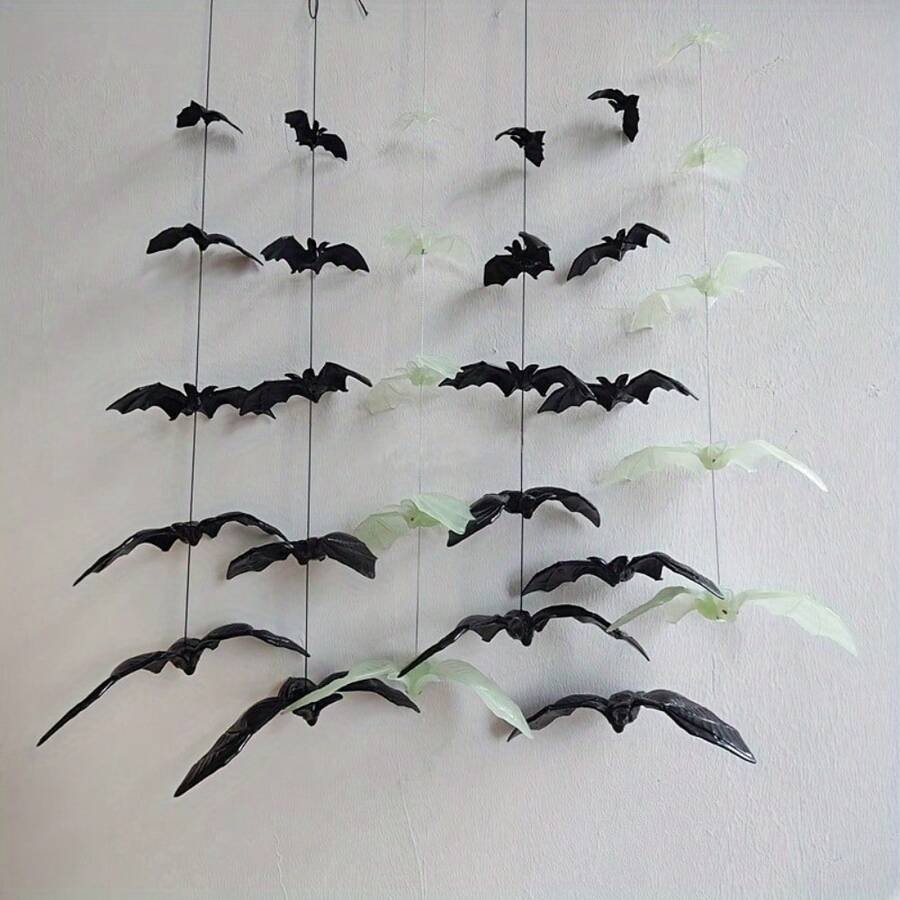 5/20pcs Aogue Halloween Bat Hanging Decorations - Realistic Black Plastic Vampire Bats With Red Eyes For Spooky Party, Haunted House, And Outdoor Decor, Halloween Decorations - Multicolor - View 1