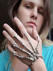 1 pieza Manos de garra de calavera, Cadena para la parte posterior de la mano gótica, Garras para fiesta de Halloween, Accesorios de disfraz de cosplay, Accesorios esenciales para fiestas, Accesorios para actuaciones en el escenario, Accesorios con tema de cultura pop para bares de casas embrujadas, Adecuado para juegos de roles, Accesorios para fotografía y decoración de Halloween, Accesorios de Halloween, Accesorios de terror, Disfraces de Halloween, Accesorios espeluznantes, Aleación de zinc