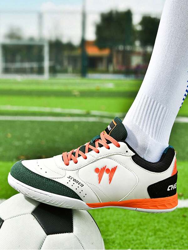 Chaussures de football en salle 2025 pour hommes, femmes, étudiants, adolescents, enfants, semelle souple, antidérapante, élastique, chaussures d'entraînement professionnelles