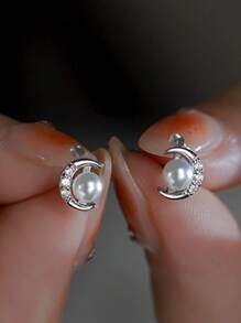 1pair Elegant & Delicate Faux Pearl Crescent Moon Stud Earrings - Antique Silver - View 6