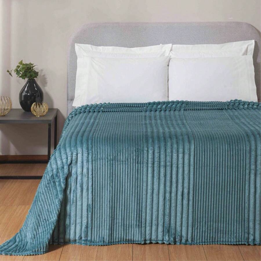 Toronto Blanket Intense Comfort And Velvety Touch - Green - View 1