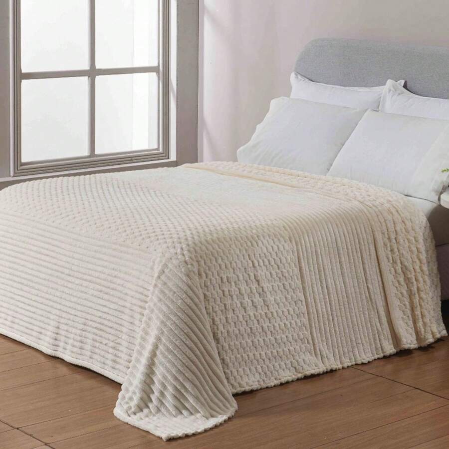 Soft And Warm Zurich Blanket - Straw - View 1