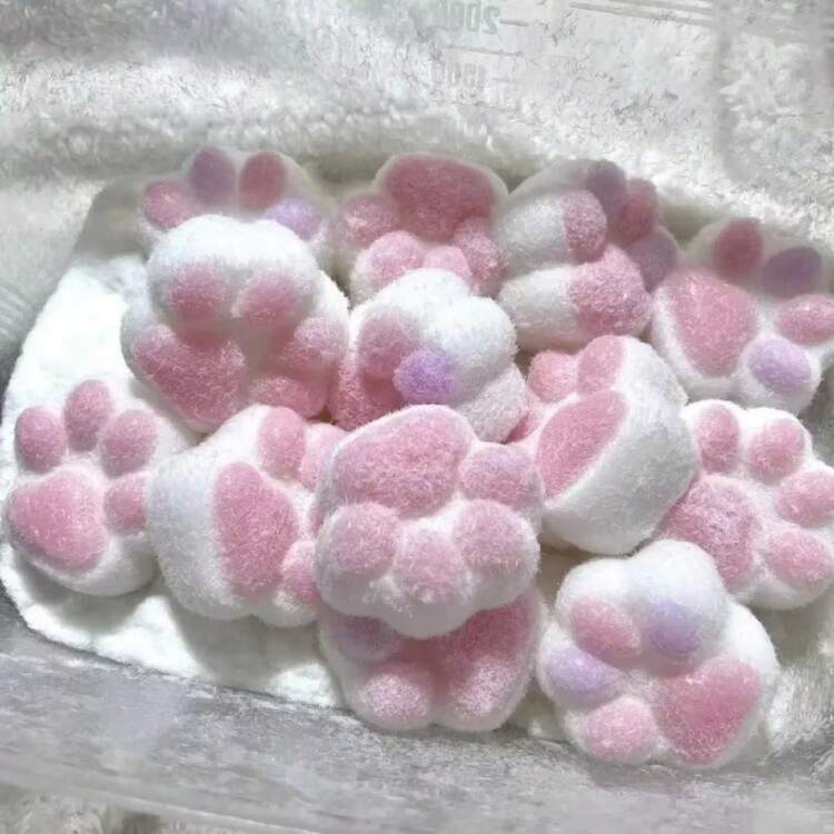 1个新款软萌猫爪硅胶粉色减压玩具，超柔软触感，是送给亲朋好友的完美节日礼物。 - 彩色 - 查看 1