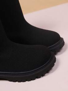 1 par de botas largas elásticas negras para niños pequeños y niños, material de tela suave, diseño de slip-on, adecuado para niños y niñas de 3 a 12 años, moda casual, adecuado para fiestas, salidas, vacaciones, nueva llegada otoño/invierno 2025