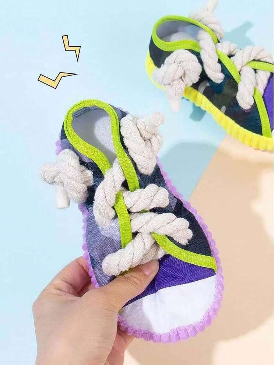 狗狗吱吱叫玩具，帆布鞋形状运动鞋狗狗咀嚼玩具，适合小型犬，耐用吱吱互动狗狗绳玩具，小狗牙齿清洁咀嚼宠物玩具