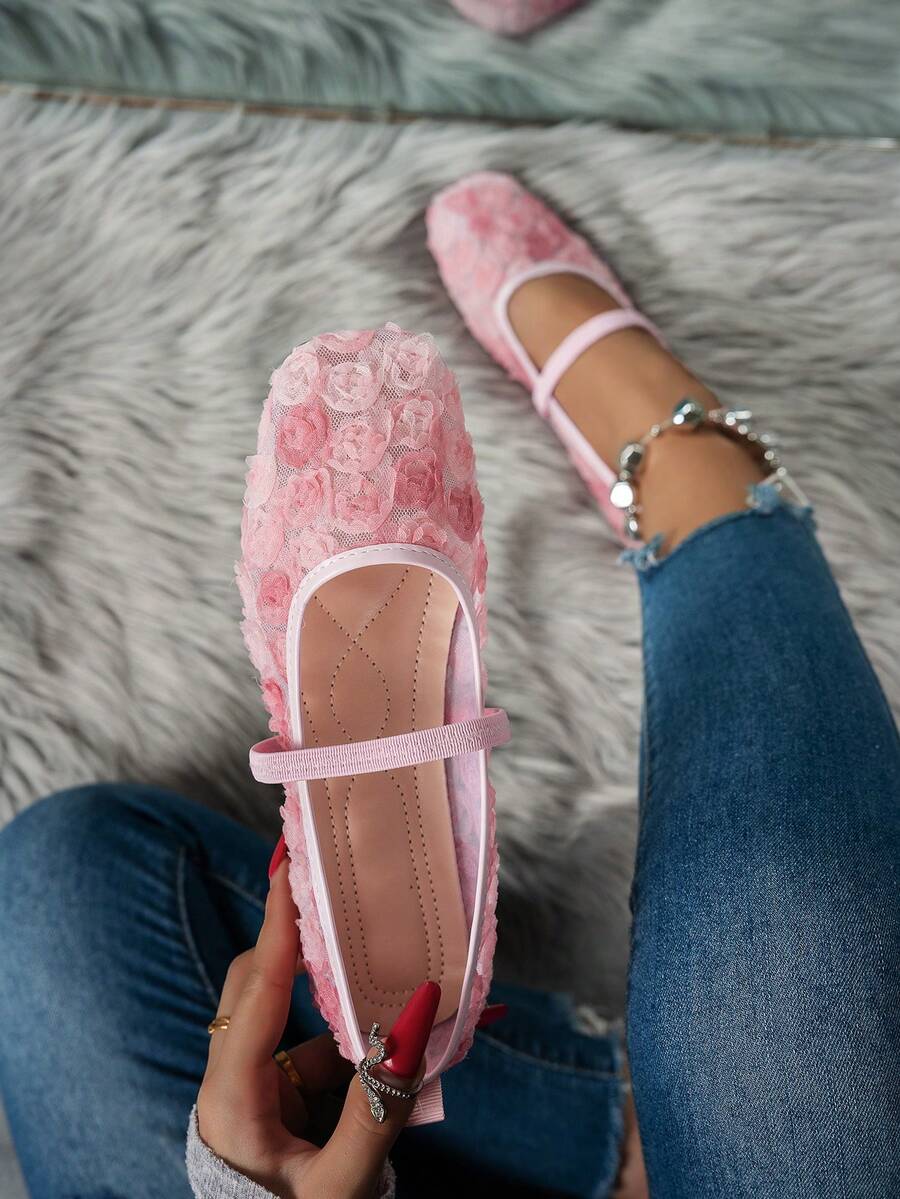 2025年秋季大码女式方头蕾丝拼接玫瑰户外休闲派对透气镂空平底乐福鞋，百搭，芭蕾平底鞋，玛丽珍鞋 - 漸層粉紅色 - 查看 1