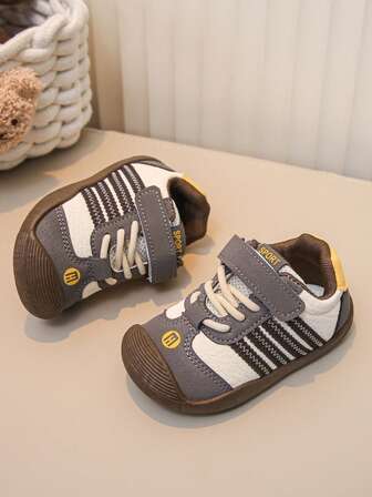 Scarpe casual per bambini, nuove sneaker di moda per bambini, scarpe con suola morbida e confortevole per studenti, scarpe per i primi passi dei bambini