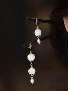 Two Bohemian Wooden Lily Of The Valley Hairpins Are Suitable For Women, With Teeth Shaped Into A Ponytail At The Back Of The Head And Sweet And Lovely Hairpins. The Side Clip Of The Hairpin Is Fresh Country Style, Bun Extension, Hair Bun Maker, Bun Hair Piece, Hair Styling Pins, Bobby Pins