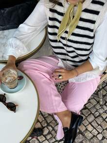 EAVA Fashionable Women's Round Neck Rib-Knit Sweater Vest Stripe Pattern Regular Length Knit Top