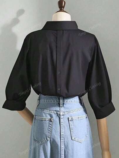 Camisa de cuello en V con diseño de botón simple en la espalda, de estilo elegante y apropiada para el ocio, el trabajo y el transporte, adecuada para primavera y verano.