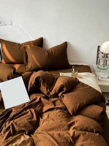 1 Skin-Friendly Soft & Comfortable 3 PiecesDuvet Cover Set (1*Duvet Cover + 2*Pillow Shams), Machine Washable, Suitable For All Seasons, Brown - Rust Brown - View 5