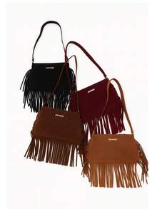 Bolsa Feminina Franja Camurça Estilo Boho Moderna com Alça de Ombro Estilo Festival e Street Style - Preto - Visão 4