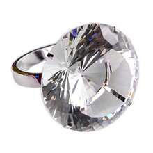 5厘米/1.97英寸水晶玻璃大钻戒指，水晶钻石装饰，创意公司周年纪念婚礼装饰，透明闪亮玻璃订婚戒指，波西米亚奢华风格，时尚个性化女士结婚戒指，适合婚礼、家居桌面装饰，全年供应，无电镀，无镶嵌，玻璃材质 - 彩色 - 查看 10