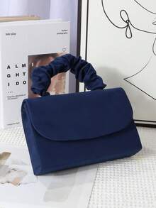 This Evening Bag Has A Certain Capacity, Which Can Hold Personal Items Such As Mobile Phones, Wallets, And Cosmetics. The Handheld Design Is Convenient To Hold. The Faux Suede Material And Retractable Handle Give It A Simple Yet Elegant Style, Suitable For Formal Evening Events, Company Annual Meetings, And Important Business Activities, Showcasing The User's Grace And Stability. This Ladies' Handbag, Clutch, Crossbody Bag, And Wedding Bag Can Be Used For Weddings, Galas, Parties, And Gatherings, And Can Be Paired With Evening Gowns And High Heels For A More Elegant Look.