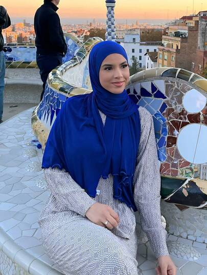 1pc Women's Casual Solid Color Soft Modal Ruffle Trim Headscarf, Conservative Plain Hijab Scarf Suitable For Daily Use For Dress