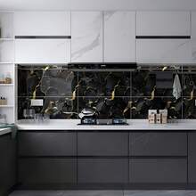 11片/0.9平方米深灰色大理石纹自粘瓷砖贴纸 - 防水铝塑复合墙板，适用于翻新和装饰，是情人节、婚礼和生日装饰的理想之选 - 黑金花 - 查看 7