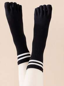 Chaussettes mi-mollet pour les orteils en automne/hiver, chaussettes de yoga. Anti-dérapantes pour le Pilates, le yoga, les sports et la fitness. Confortables, douces, avec des points en silicone antidérapants. Chaussettes de compression pour l'intérieur et l'extérieur.