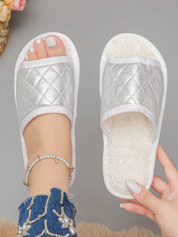 Pantuflas para mujer de talla grande, nuevas pantuflas mullidas de un solo dedo plateadas para otoño/invierno, pantuflas suaves y cálidas para el interior con suela blanda, patrón aleatorio