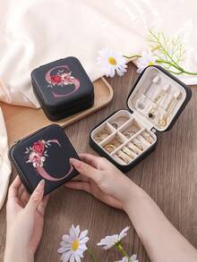 1 件花卉首字母首饰盒、A-Z PU 皮革白色便携式旅行首饰盒、蓝色首饰收纳盒、黑色迷你便携式拉链首饰盒、项链、戒指吊坠、手链、耳环收纳盒、首饰包装盒，适用于母亲的礼物、结婚礼物、伴娘礼物、周年纪念礼物、圣诞礼物和女朋友的精品礼物。 - 彩色 - 查看 9