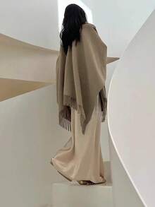 1 件优质仿羊绒燕麦色超大披肩开衫，女士冬季保暖围巾 - 米色 - 查看 6