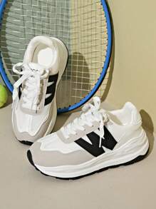 女士圆头时尚系带厚底学生休闲舒适跑步运动鞋