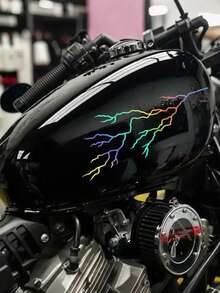1pc Lightning Crack Waterproof Car/Motorcycle Sticker | Black/White/Red/Gradient (4 Colors) | High Quality Windshield/Body Sticker | Ultra Cool | Ideal Choice For Car Enthusiasts - Multicolor - View 4