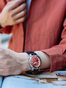 CITIZEN ساعة غوص Ec o-Drive Promaster للرجال بمينا أخضر وعقارب وعلامات مضيئة وإطار دوار - الأحمر - مشاهدة 6