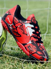 Asymmetrical Camouflage Pattern Teenage Sports Football Shoes, Campus Football Training Shoes, Anti-Slip Wear-Resistant, Comfortable Fit, Random Color Delivery