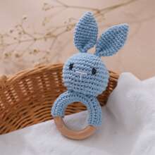 1pc Hand Knitted Rabbit Rattle - Soft Plush Rabbit Ring Toy, Multi-Color Rabbit Baby/Infant Rattle Toy, Baby Sleep Aid Tool, Concentration Training, Easy To Grab Suitable For Infants And Toddlers, Mixed Textile, Promotes Visual And Auditory Development, And Trains Their Grasping Of Baby Toys, Attracts Baby's Attention, Soothing Ringing Sound, Suitable For Nursery Decor, Cognitive Development, Suitable For Easter, Christmas, Birthday And Newborn Gifts, Easter Gift