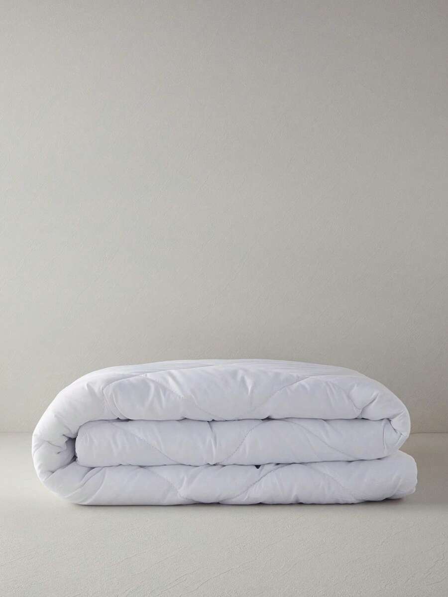 Double Duvet Quilt Insert - King Queen Size Quilted White All Seasons Alternative Filling - Corner Strip Microfiber Bed Quilt Machine Washable