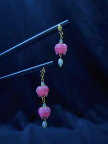 Two Bohemian Wooden Lily Of The Valley Hairpins Are Suitable For Women, With Teeth Shaped Into A Ponytail At The Back Of The Head And Sweet And Lovely Hairpins. The Side Clip Of The Hairpin Is Fresh Country Style, Bun Extension, Hair Bun Maker, Bun Hair Piece, Hair Styling Pins, Bobby Pins