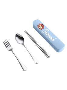 这款定制餐具套装饰有可爱的卡通狮子头图案，包含不锈钢叉子、筷子和勺子，便携设计，不锈钢材质，可重复使用，适合露营、野餐、徒步旅行、旅行、办公室、学校和宿舍等场合，方便携带，多种颜色可选，是学生和老师的理想礼物，也是开学季、假期和教师节的必备之选。 - 多色 - 查看 9