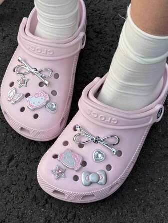 Sanrio 10pcs Sanrio Bow & Cat Shoe Charms, Silver Color Detachable Decorative Accessories For Clogs, DIY Cute & Chic Halloween Accessories Boots Accessories Wedding Shoes For Bride