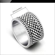 Retro Plaid Pattern Wide Titanium Steel Ring, Fashionable For Men On Thumb, Index Or Middle Finger